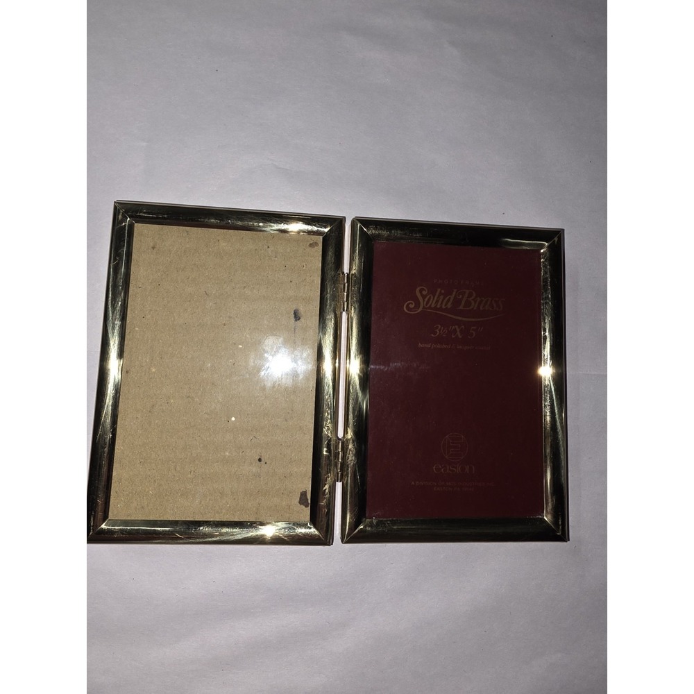 Easton Polished Solid Brass Hinged Folding Double Photo Frame 3.5 x 5 Gold - Picture 2 of 2